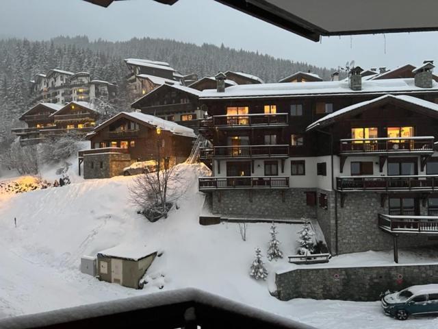 Appartement La Tania 2 Pieces Garage Dans Chalet Pied Pistes Zewnętrze zdjęcie